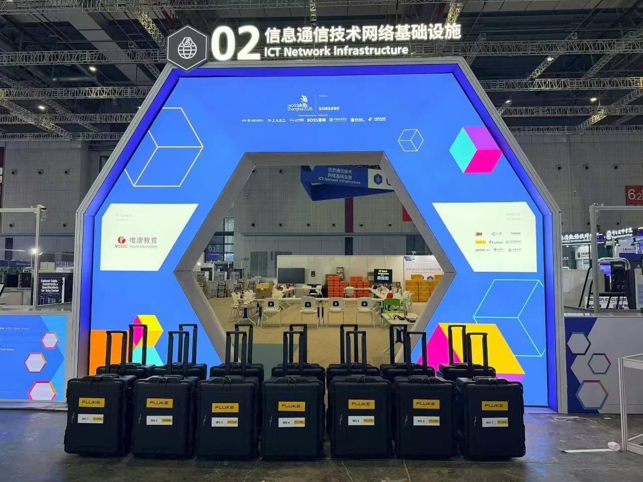 第 48 届上海世赛｜福禄克护航 02 ICT 网络基础设施赛项，全套测试设备整装就位